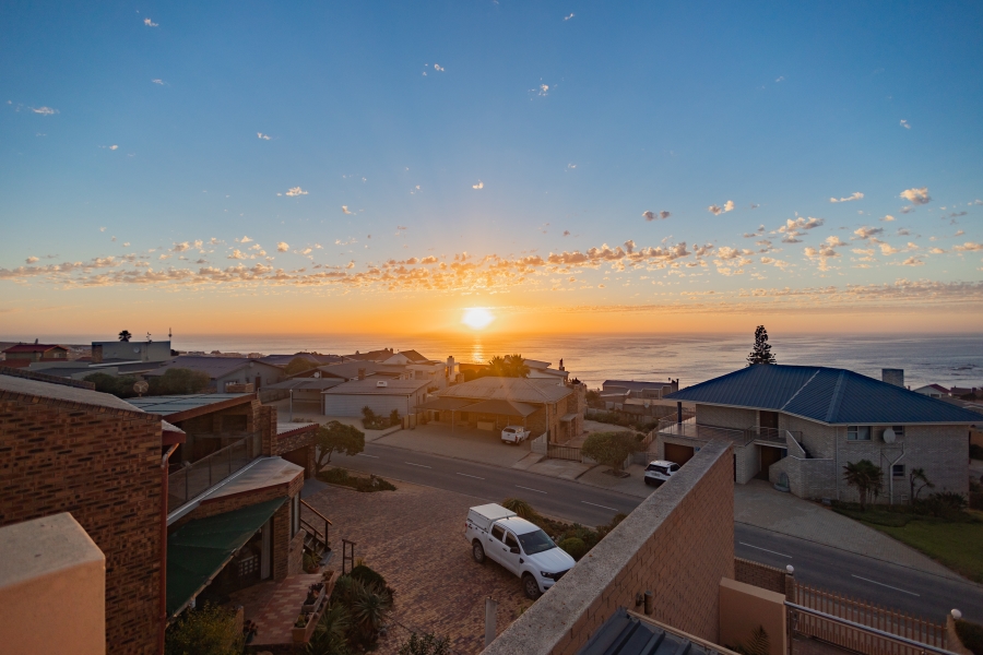 3 Bedroom Property for Sale in Louis Rood Western Cape